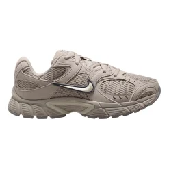 Nike V5 RNR Suede Womens Sneakers