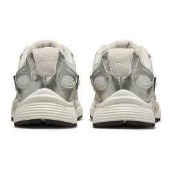 Nike V5 RNR Womens Sneakers