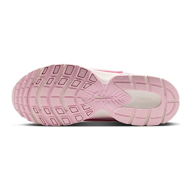 Nike V5 RNR Womens Sneakers