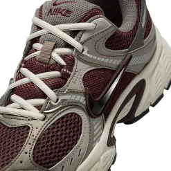 Nike V5 RNR Womens Sneakers