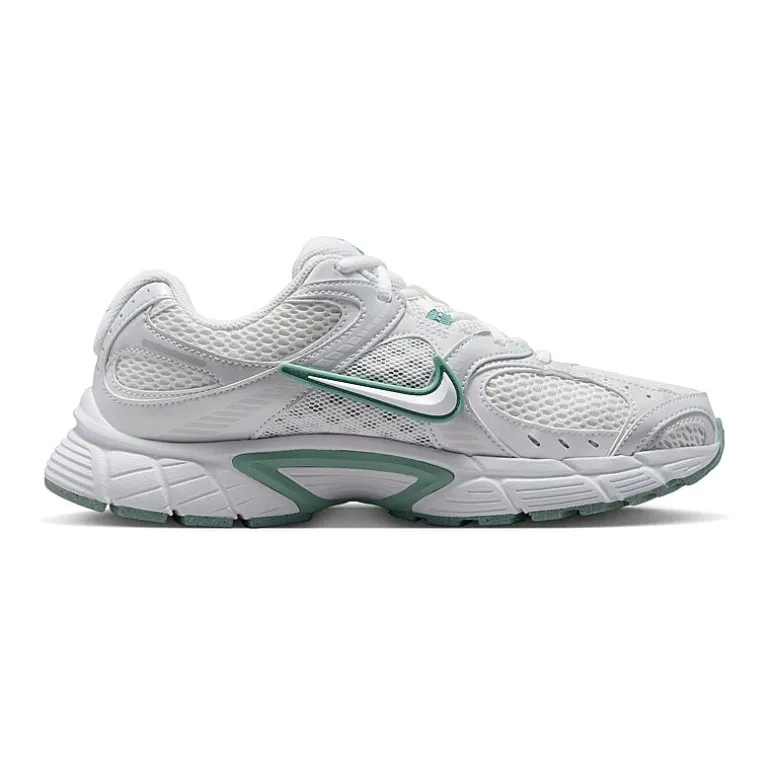Nike V5 RNR Womens Sneakers