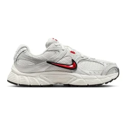 Nike V5 RNR Womens Sneakers