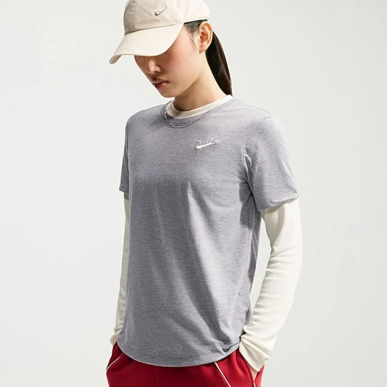 Nike Womens Active T-Shirt