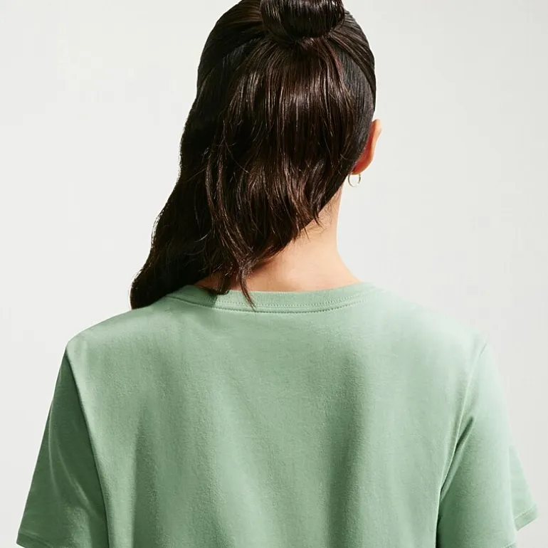Nike Womens Active T-Shirt