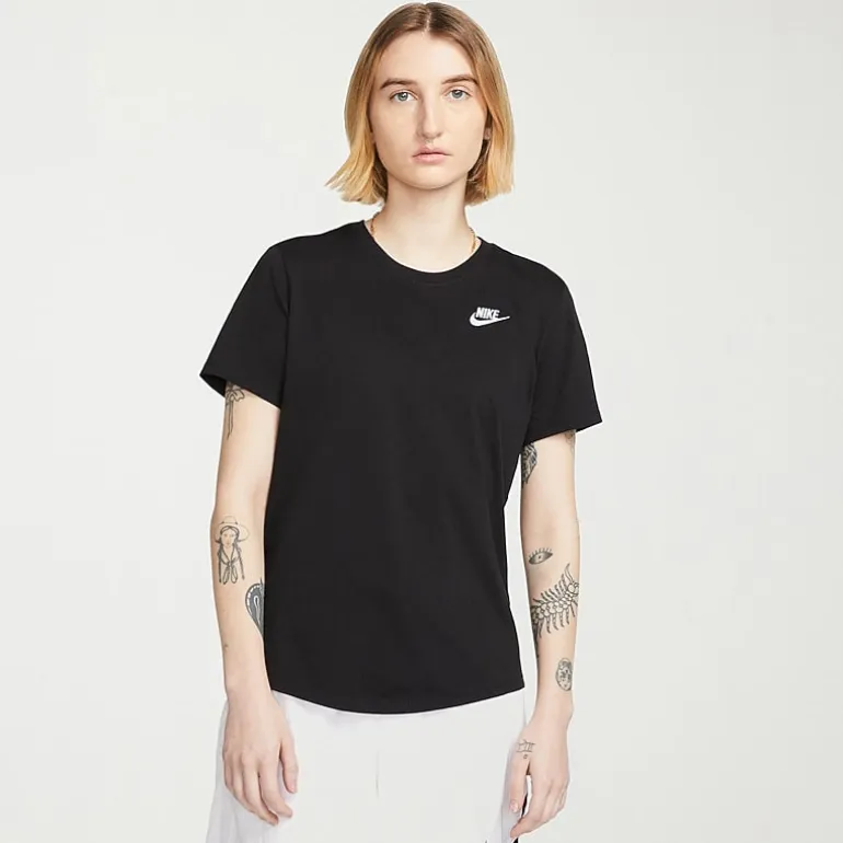 Nike Womens Active T-Shirt