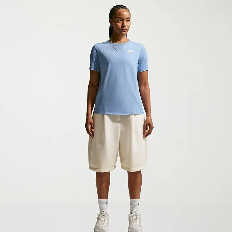 Nike Womens Active T-Shirt