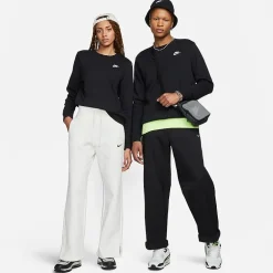 Nike Womens Crew Neck Long Sleeve Sweatshirt