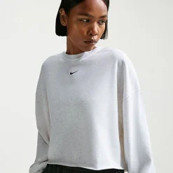 Nike Womens Crew Neck Long Sleeve Embroidered Sweatshirt
