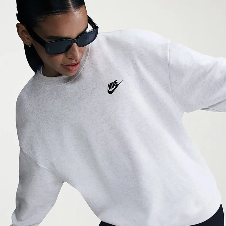 Nike Womens Crew Neck Long Sleeve Sweatshirt