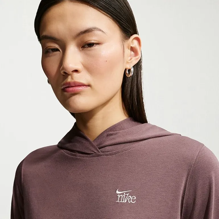 Nike Womens Long Sleeve Moisture Wicking Active Hoodie
