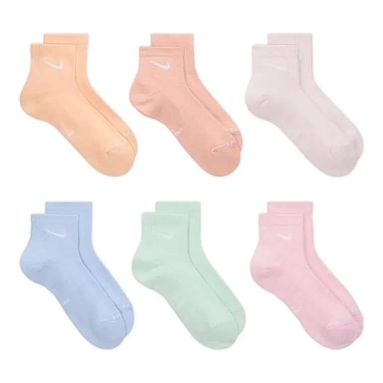Nike Womens 6 Pair Quarter Ankle Socks