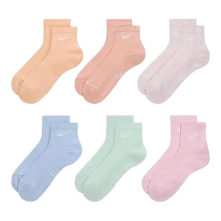 Nike Womens 6 Pair Quarter Ankle Socks