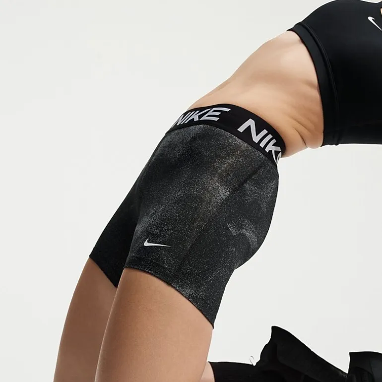 Nike Womens 5" Victory Bike Short