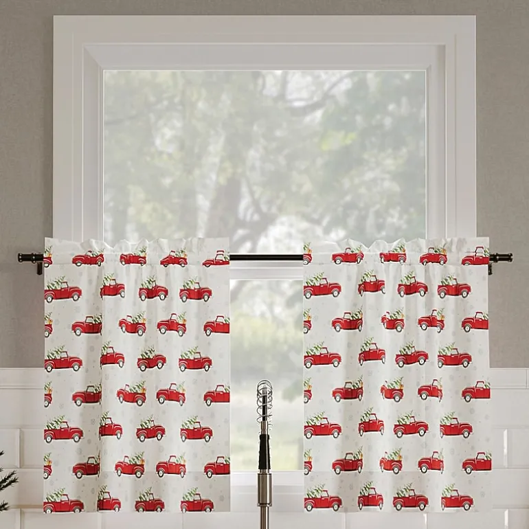 No 918 Christmas Truck Rod Pocket Tailored Valance