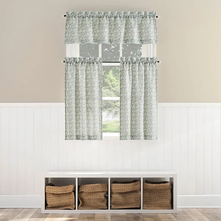 No 918 Mistral Floral Rod Pocket Tailored Valance