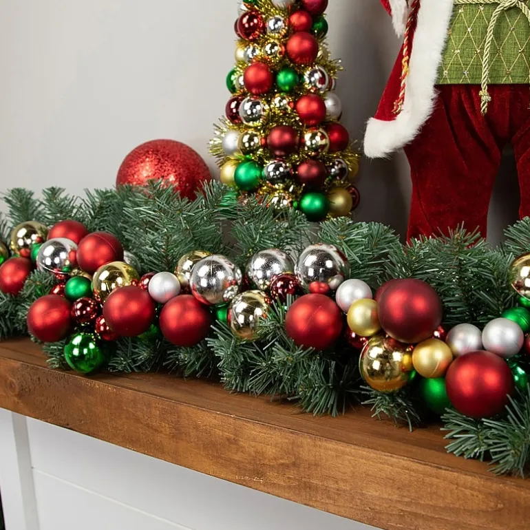 Northlight 6ft 2-Finish Ball Christmas Indoor Garland