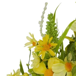 Northlight 23in Daisy Berry Yellow Green Wreath