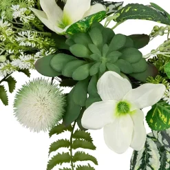 Northlight 24in Hellebores And Ivy Floral Wreath