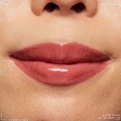 NYX Professional Makeup Buttermelt Highlighter