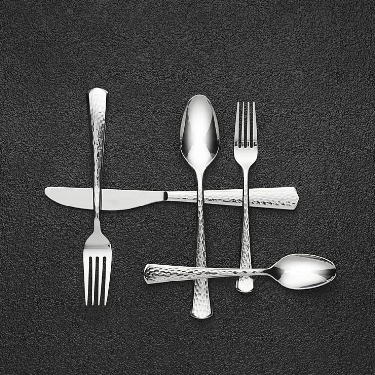 Oneida Etta 20-pc. Flatware Set