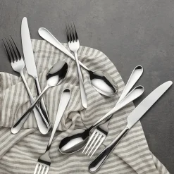 Oneida Grant 20-pc. Flatware Set
