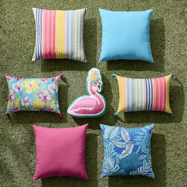Outdoor Oasis Flamingo Figural Throw Pillow