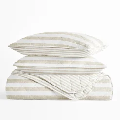 3 Piece All Season Lightweight Pattern Quilt Set