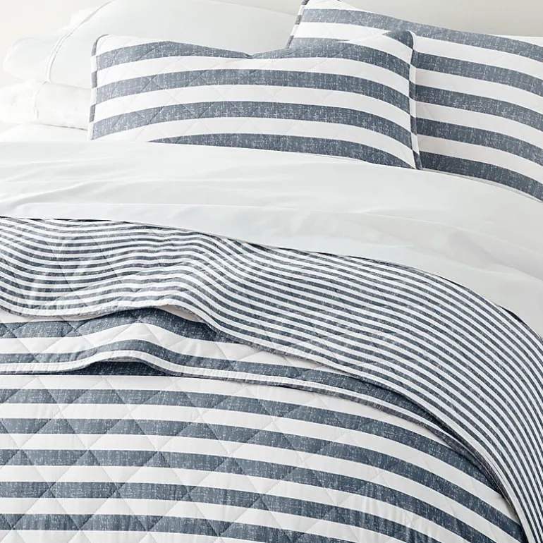 3 Piece All Season Lightweight Pattern Quilt Set