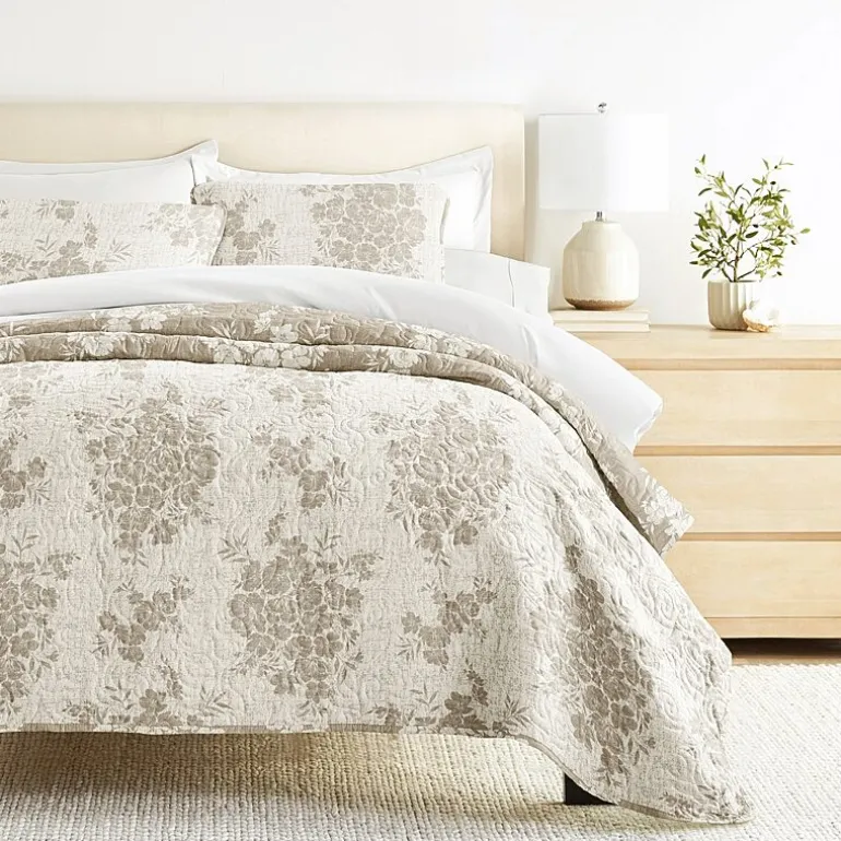 3 Piece All Season Lightweight Pattern Quilt Set