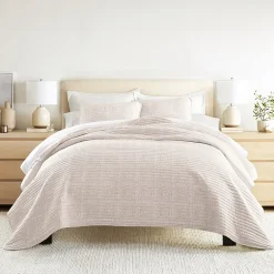 3 Piece All Season Lightweight Pattern Quilt Set