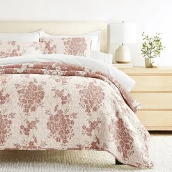 3 Piece All Season Lightweight Pattern Quilt Set