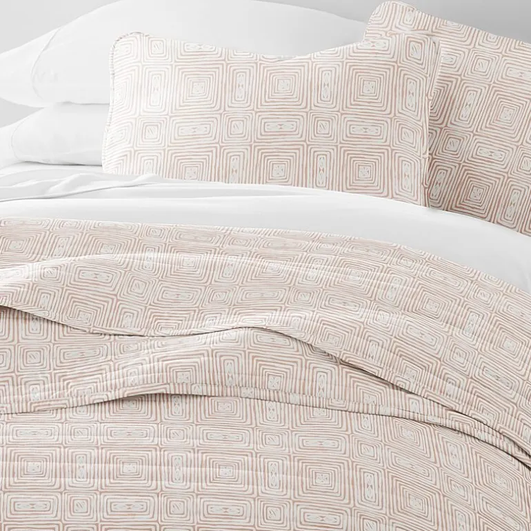 3 Piece All Season Lightweight Pattern Quilt Set