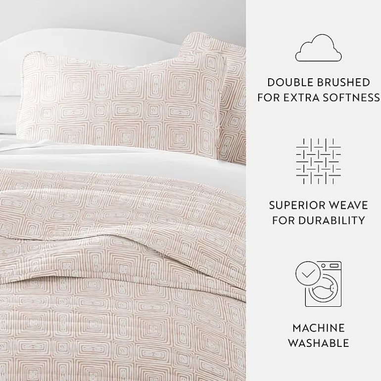 3 Piece All Season Lightweight Pattern Quilt Set
