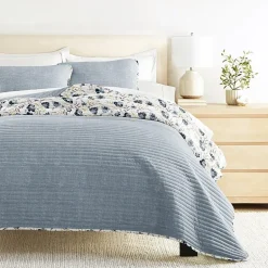 3 Piece All Season Lightweight Pattern Quilt Set
