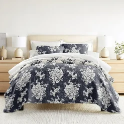 3 Piece All Season Lightweight Pattern Quilt Set