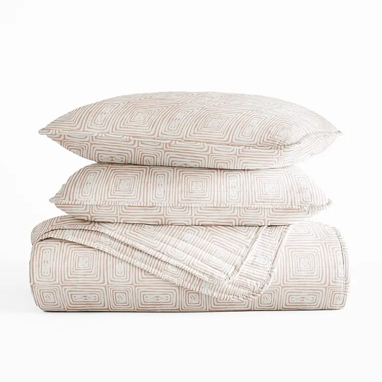 3 Piece All Season Lightweight Pattern Quilt Set