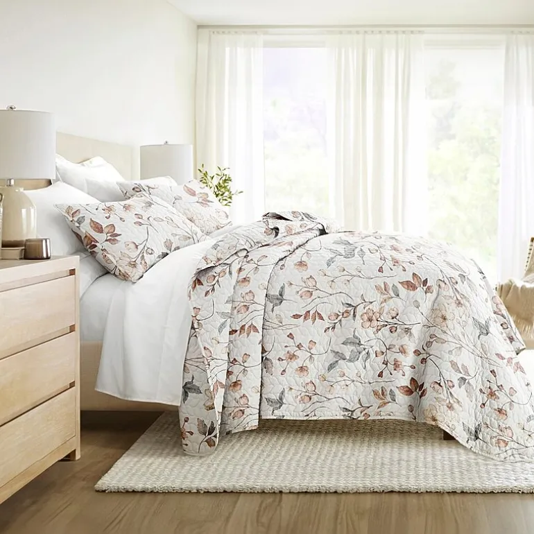 3 Piece All Season Lightweight Pattern Quilt Set