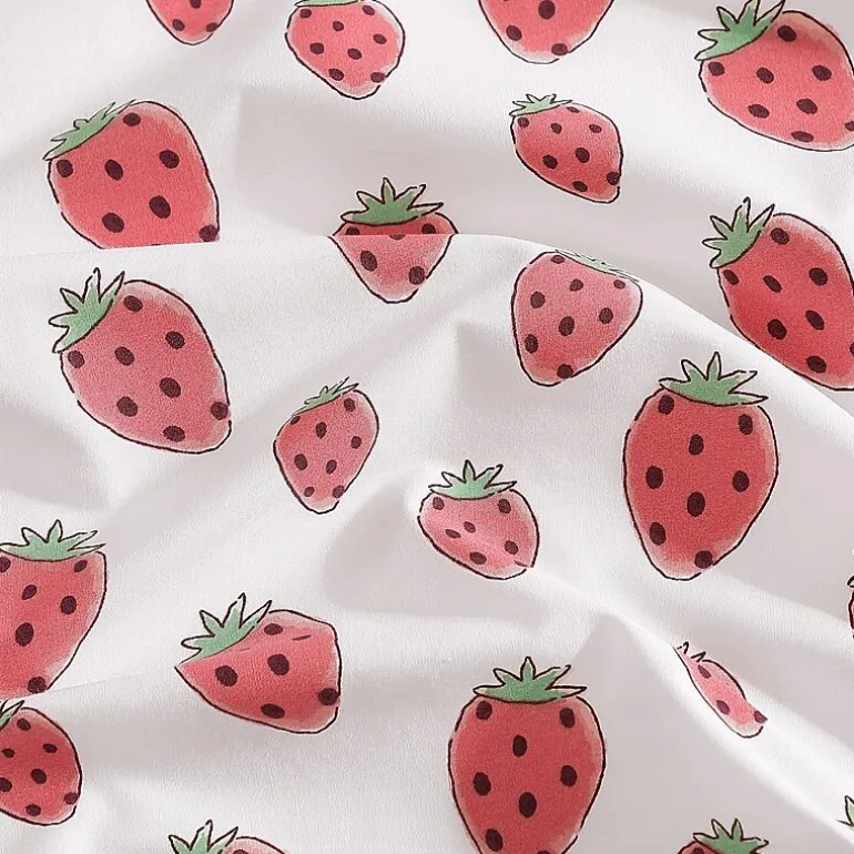 Poppy & Fritz Strawberry Picnic Sheet Set