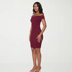 Premier Amour Off The Shoulder Womens Scallop Neck Short Sleeve Sheath Dress