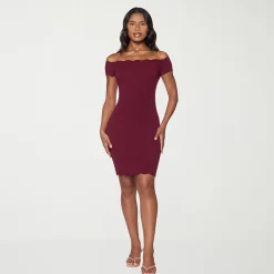 Premier Amour Off The Shoulder Womens Scallop Neck Short Sleeve Sheath Dress