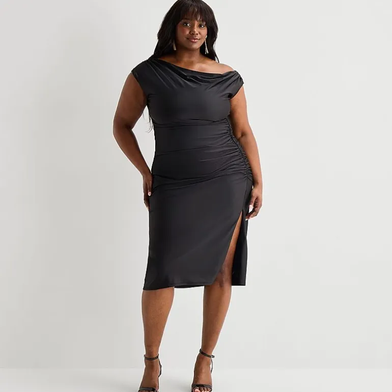 Premier Amour Womens Plus Midi Asymmetrical Neck Sleeveless Floral Sheath Dress
