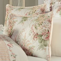 Royal Court Estelle Floral Quilt Set