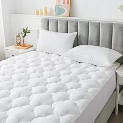 Royal Velvet European White Down Mattress Topper