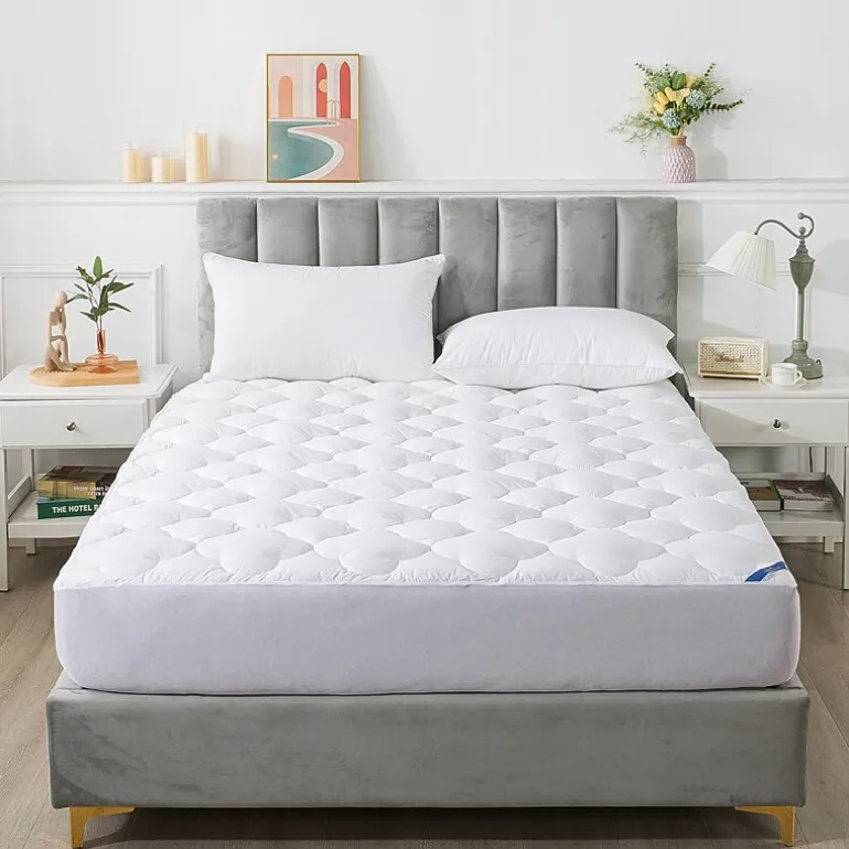 Royal Velvet European White Down Mattress Topper