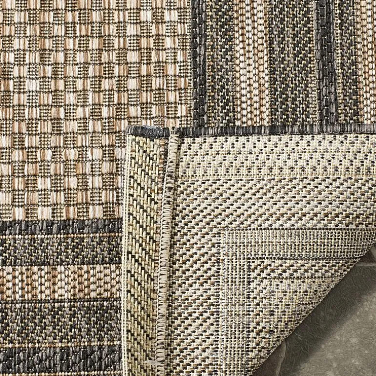 Safavieh Courtyard Collection Wanda Stripe Indoor/Outdoor Area Rug