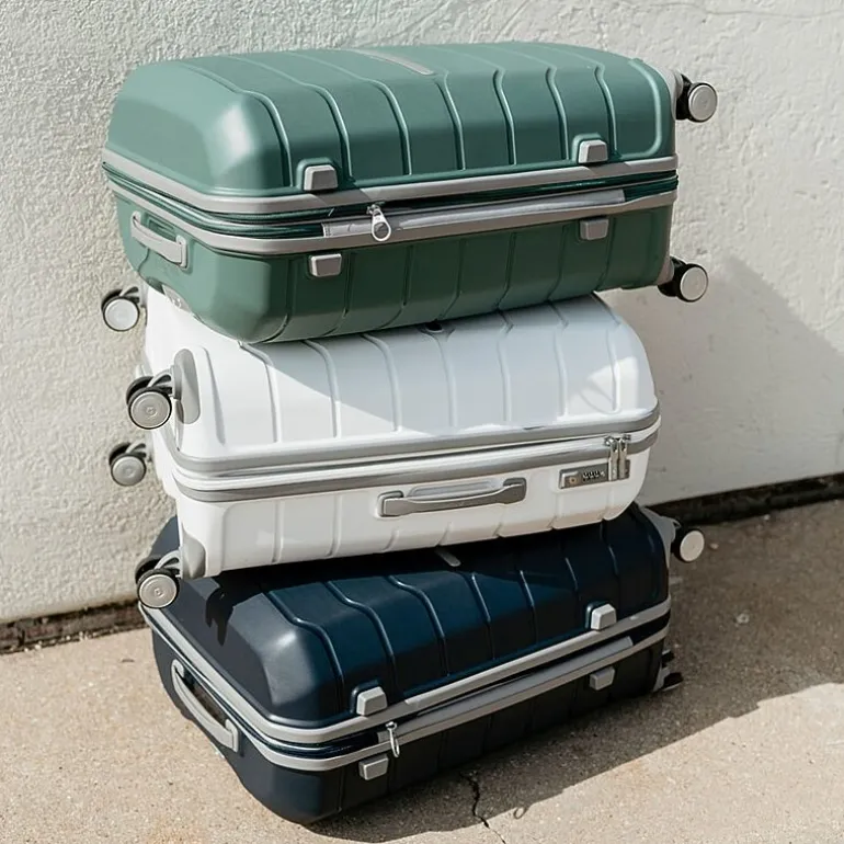 Samsonite Freeform 24 Inch Hardside Expandable Checked Spinner Luggage
