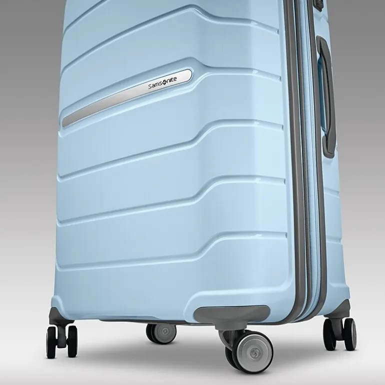Samsonite Freeform 28 Inch Hardside Expandable Checked Spinner Luggage