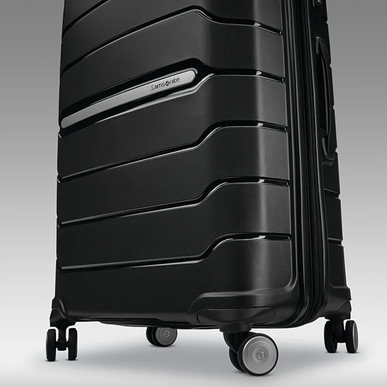 Samsonite Freeform 2-pc. Hardside Luggage Set