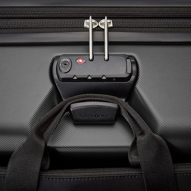 Samsonite Swerv 3.0 29 Inch Hardside Checked Spinner Luggage