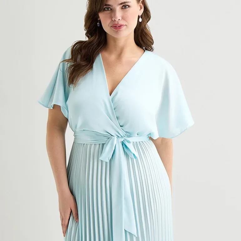 Sandra Darren Womens Plus V Neck Short Sleeve Flutter Maxi Dress